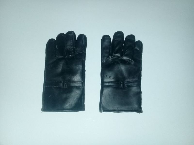Guantes negros para moto o bicicleta - imagen 3
