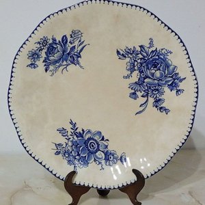 Lote siguiente: Plato de Porcelana Wedgwood & Co. "Bristol" Inglés Azul Cobalto Principios Siglo XX