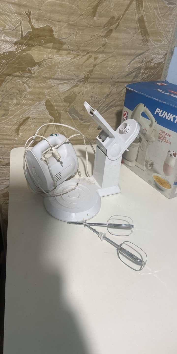 Batidora Eléctrica Punktal con Accesorios