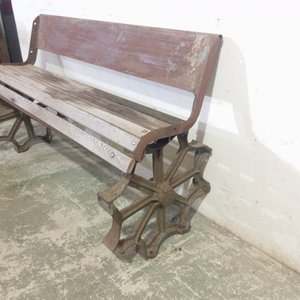 Banco Rústico de Hierro y Madera con Patas Decorativas - imagen 4