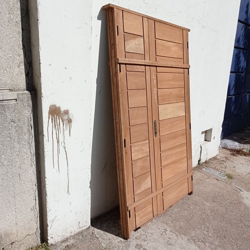 Puerta exterior en cedro, nueva y sin uso - imagen 3