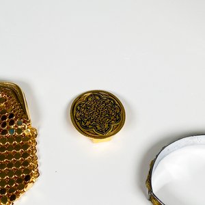 Lote de Joyería y Accesorios: Collar Turquesa, Reloj de Bolsillo, Pulseras y Monedero Dorado - imagen 5