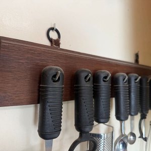 Colgador de Pared de Madera con Utensilios de Cocina - imagen 5