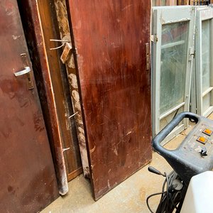 Dos Puertas de Madera Oscura para Interior con Marco - imagen 6