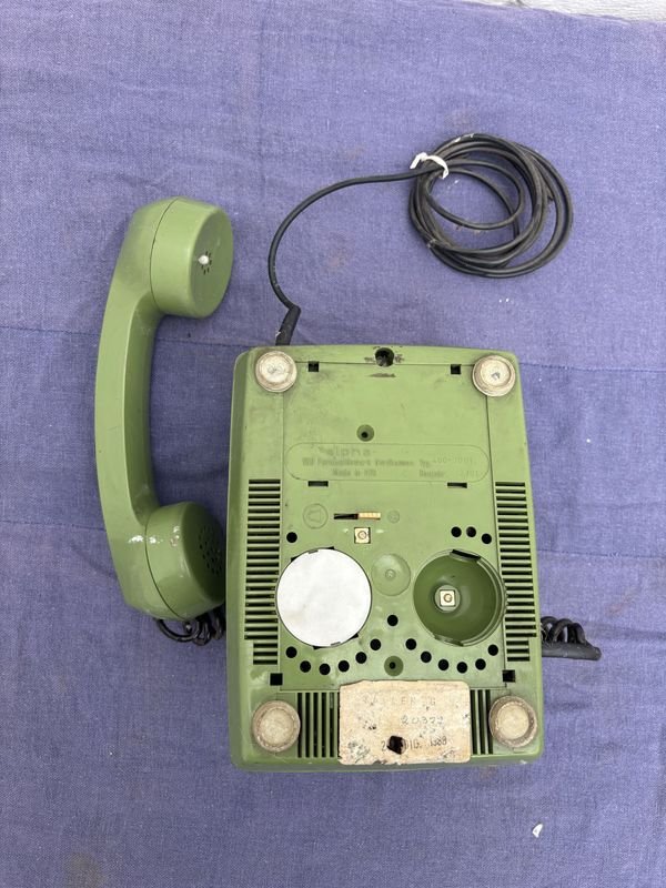 Teléfono de mesa con dial rotatorio (disco) - Año 70 - imagen 4