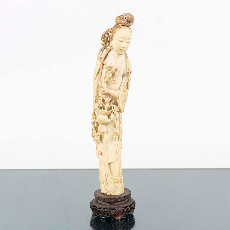 Figura de pasta Geisha - Medidas: 7x30cm - imagen 1