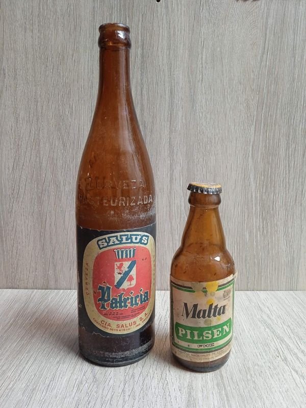 Lote anterior: Botellas Antiguas de Cerveza y Malta