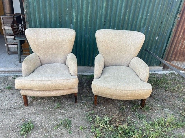 Sillones de diseño con armrestos curvados - imagen 2