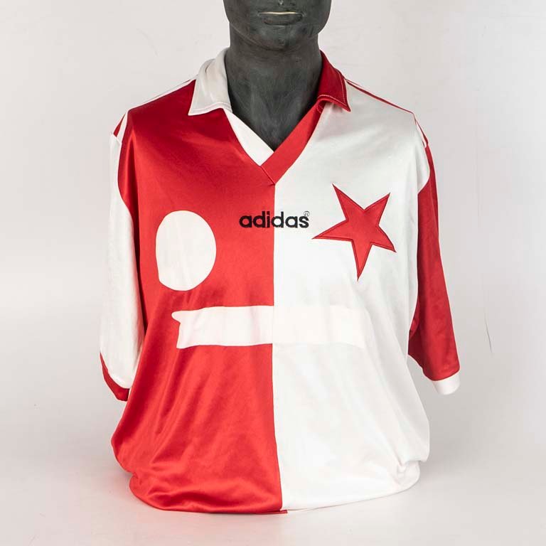 Lote siguiente: Camiseta de Slavia Praga de la República Checa oficial de tienda marca adidas