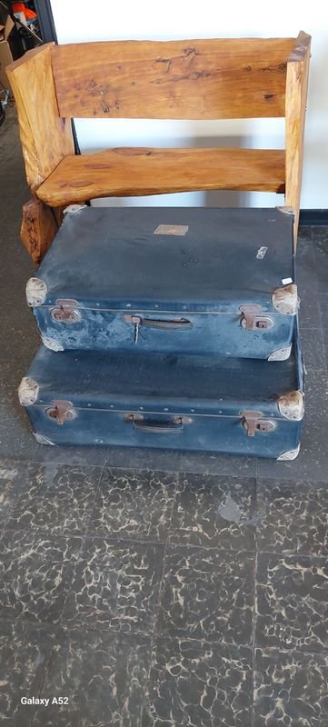Lote anterior: Par de maletas antiguas para venta