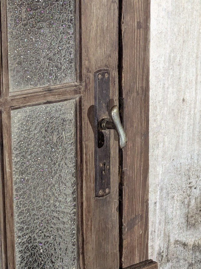 Puerta antigua de tablero con diseño tipo colonial - imagen 9