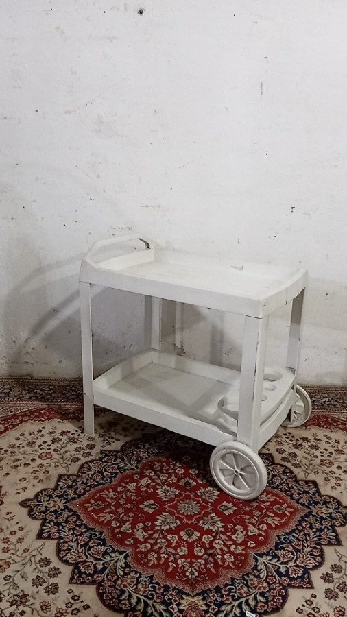 Mesa de madera en PVC blanco para exterior - imagen 2