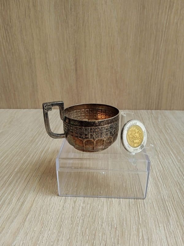 Lote siguiente: Pequeña Medida en Metal WMF - Lote 124