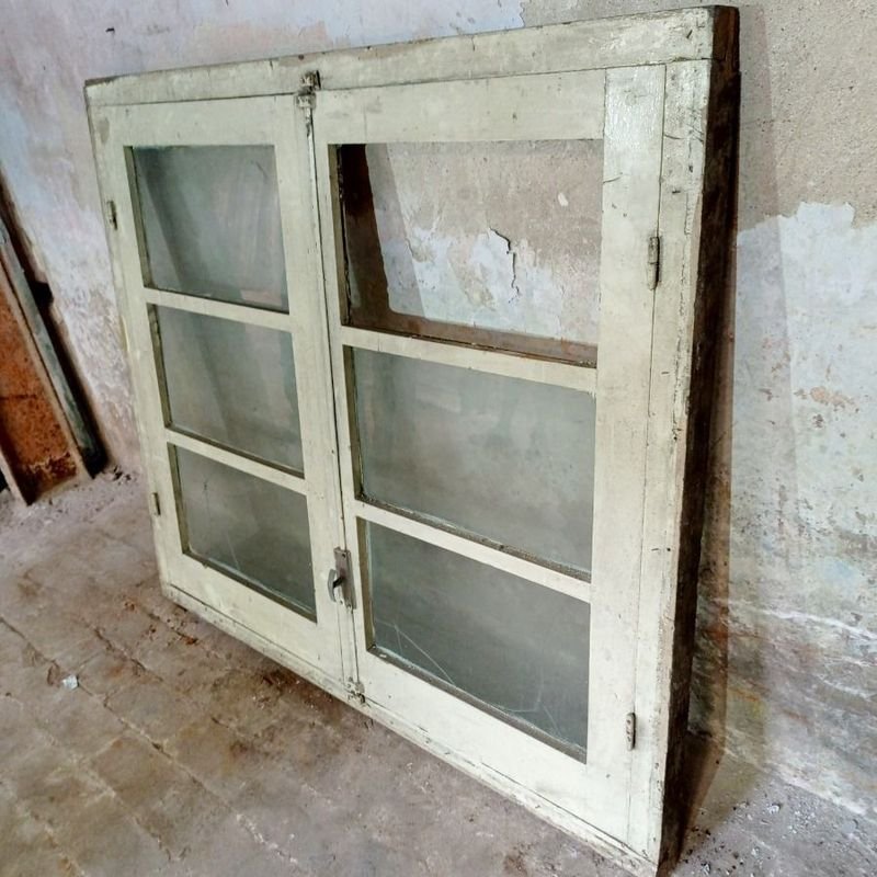 Item 900228 - Image 1