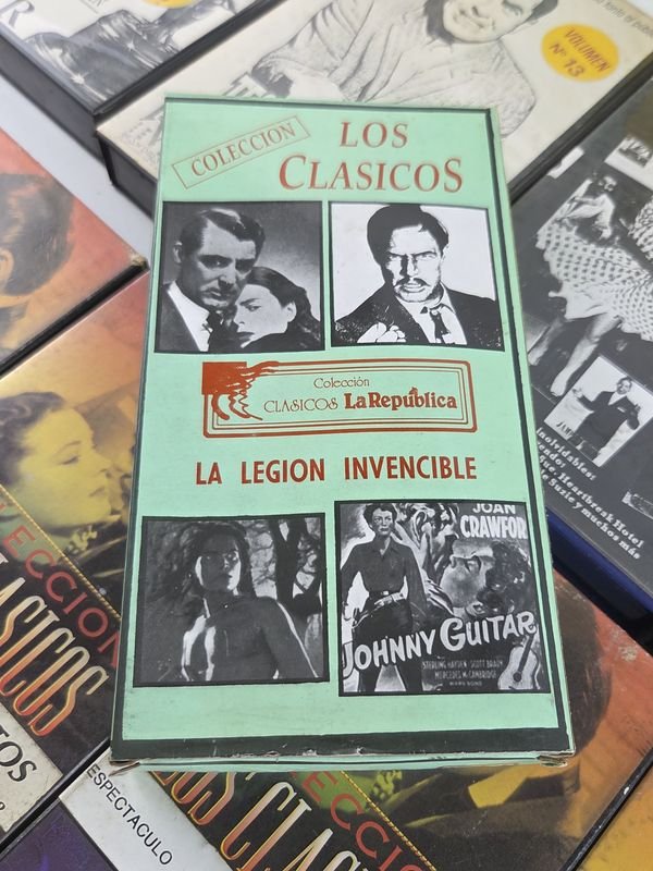 Colección de películas clásicas en VHS - imagen 9