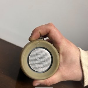 Parlante Portátil JBL Flip 4 Beige - imagen 3
