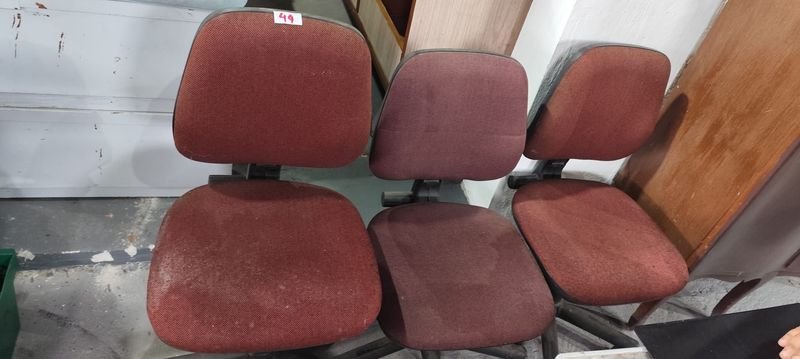 Lote de 3 Sillas de Escritorio Giratorias Rojas