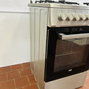 Cocina Eléctrica Beko 50x60x85cm con Horno y Hornallas - imagen 3