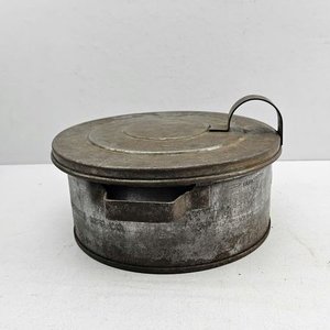 Tacho Metálico "Justrite Mfg. Co." con Tapa y Malla Interior - imagen 12