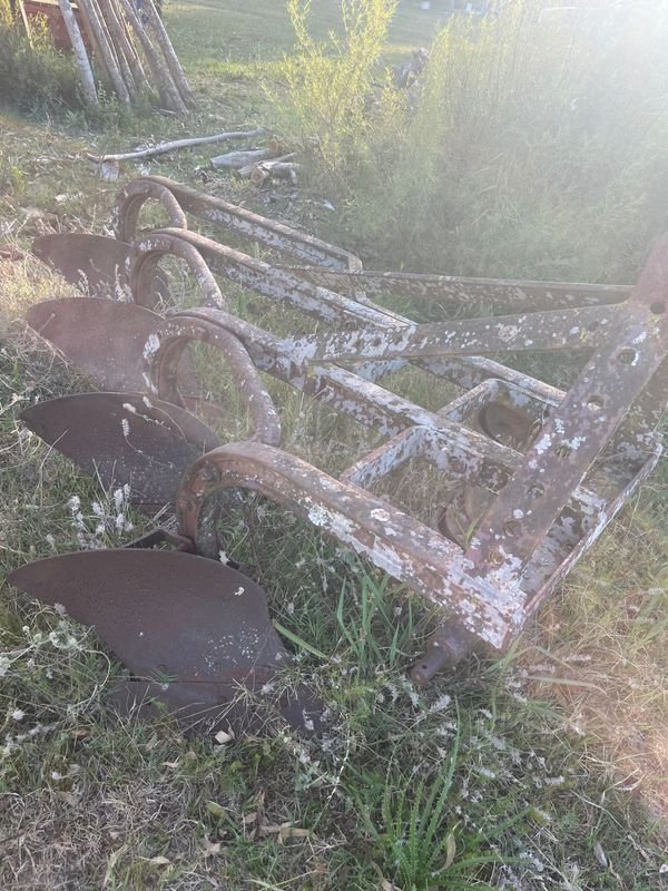 Item 853115 - Image 1