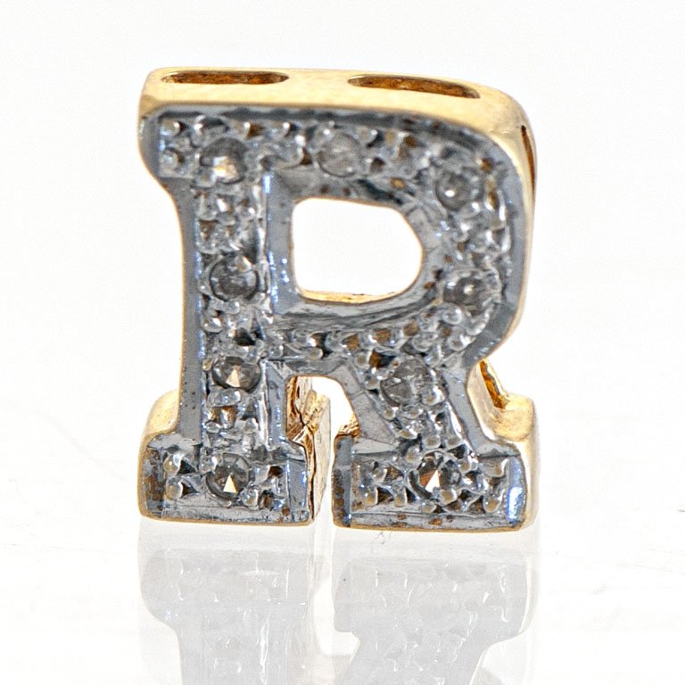 Lote anterior: Colgante de Oro con Brillantes y Letra R