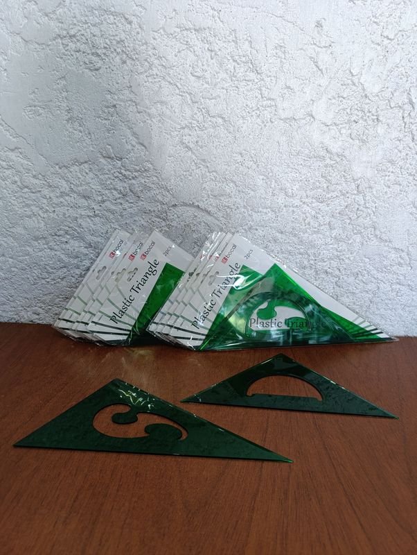 Lote anterior: Set de 5 Triángulos Plásticos