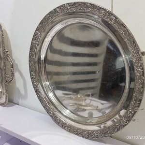 Lote de 29 Piezas de Metal Plateado: Bandejas y Cubiertos de Servir con Bordes Labrados - imagen 4