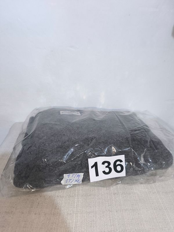 Item 870658 - Image 1