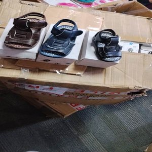Lote anterior: Pares de Sandalias para Niños