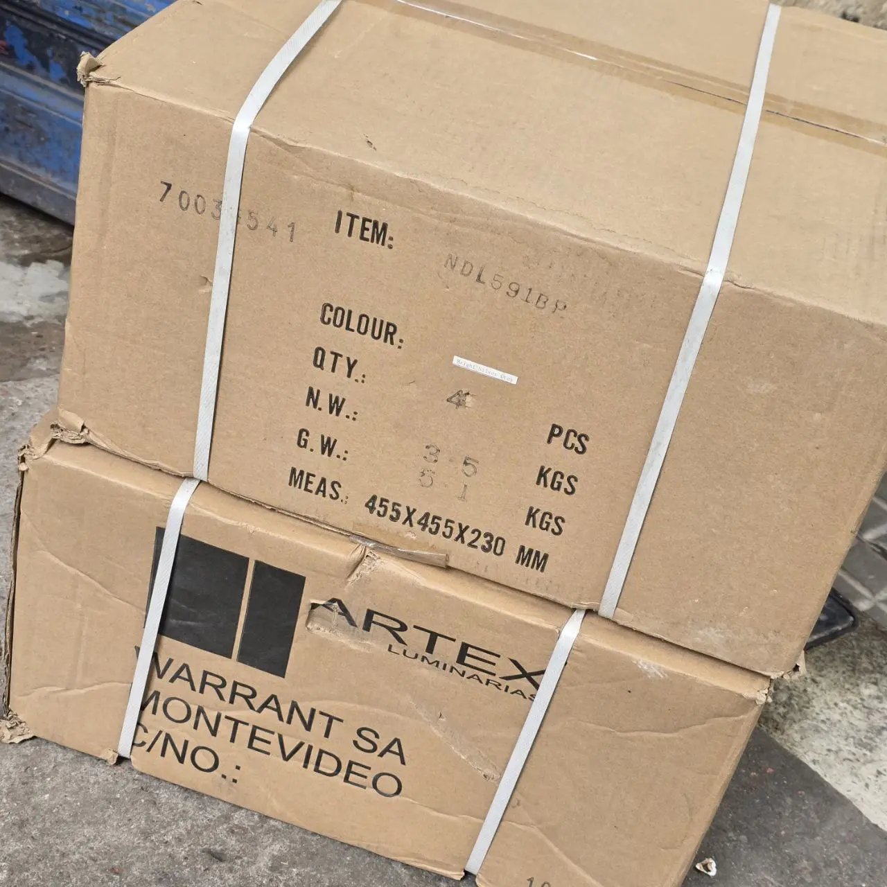 Lámparas de luz E27 con cajas de embalaje - imagen 3