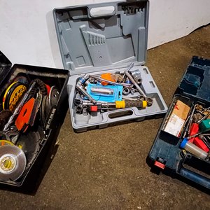 Lote anterior: Tres Valijas de Herramientas con Accesorios Variados