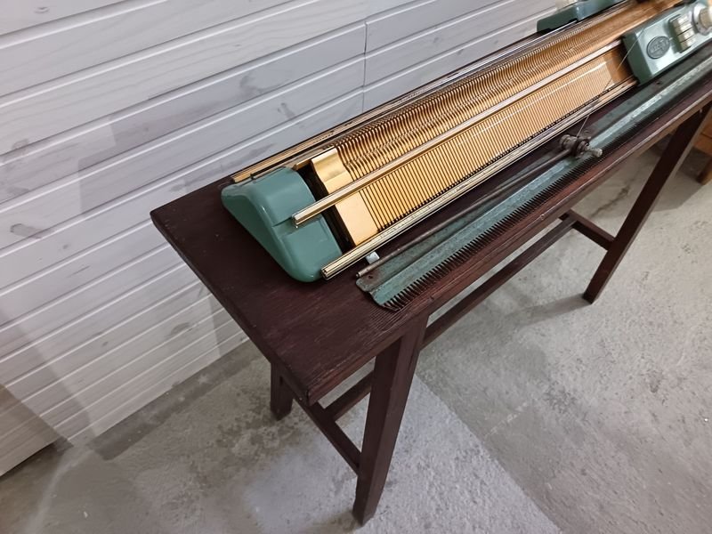 Item 879934 - Image 1