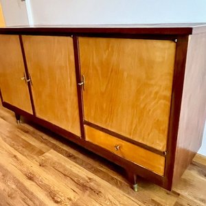 Aparador Estilo Americano con 3 Puertas y Cajón - imagen 1