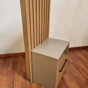 Mesa de Luz Moderna Madera y Gris con Cajón y Estante - imagen 3