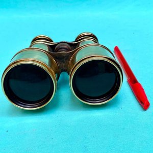 Antiguos prismaticos en bronce. Grandes de 14 cm de largo por 10 cemento de ancho 11.5 cm. - imagen 6
