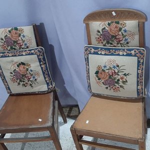Par de Sillas de Roble con Tapizado Floral - imagen 2