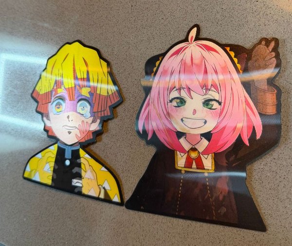 Stickers de Personajes Anime: Zenitsu y Anya - imagen 1