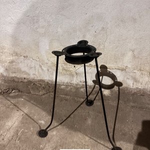 Macetero o Soporte de Hierro Forjado - imagen 3