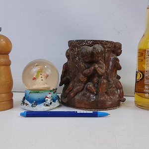 Lote Surtido Hogar: Pesebre Barro, Figuras Animales, Adornos y Bazar - imagen 8