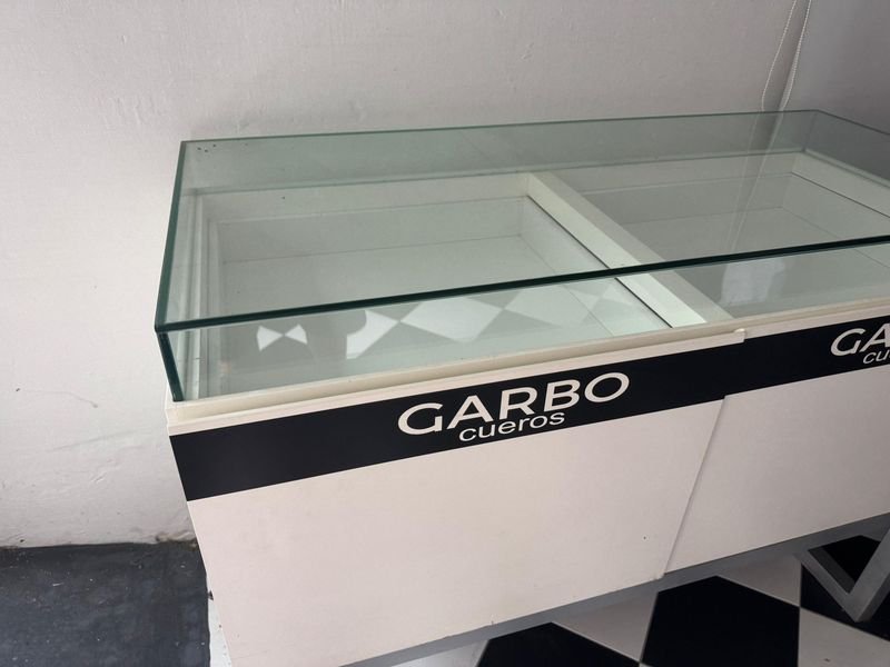 Item 829225 - Image 1