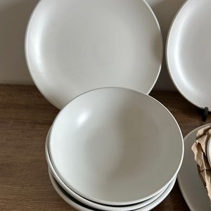Juego de Vajilla Blanca Moderna 14 Piezas - imagen 6