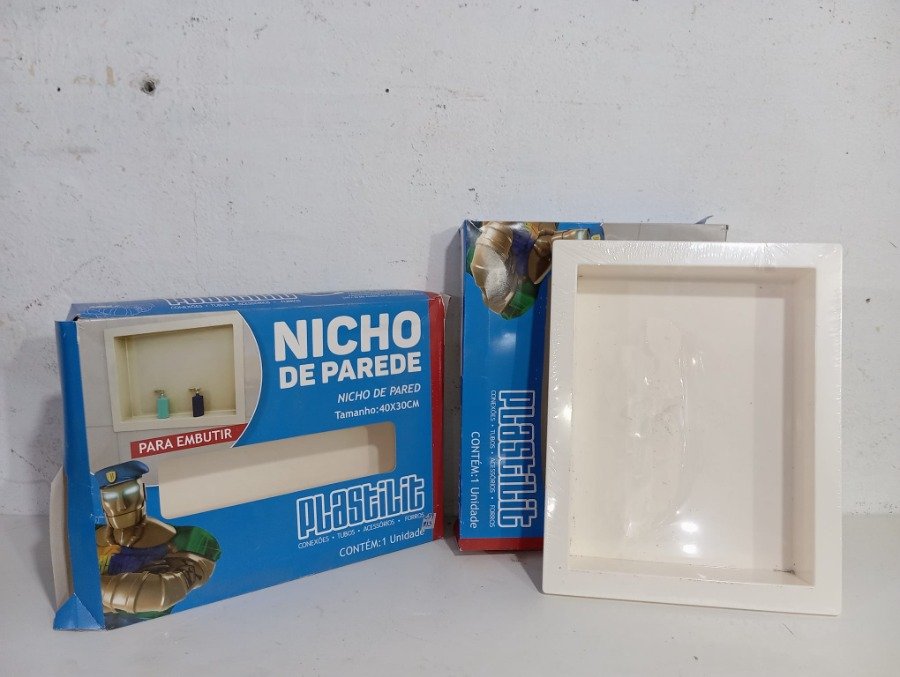 Lote siguiente: Nicho de empotrar en PVC blanco crudo