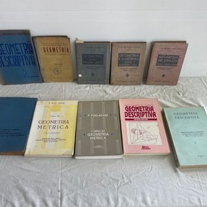 Lote siguiente: Lote de Libros de Geometría de Colección
