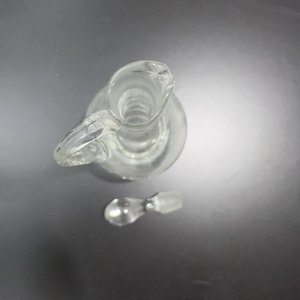 Decantador de Cristal Transparente con Grabados Florales y Tapón - imagen 5