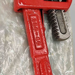 Llave de Caño Stilson Roja 12 Pulgadas - imagen 2