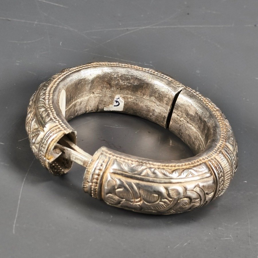 Item 16389 - Image 6