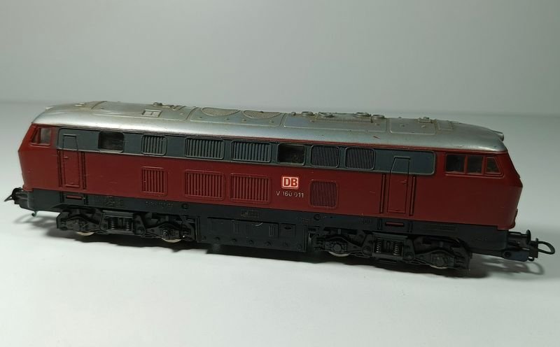 Locomotora motorizada DB V 160 011 a escala HO - imagen 4