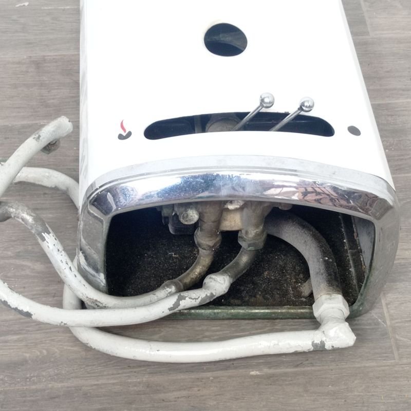 Calefón a gas Ascot en venta - Estado de conservación pobre - imagen 4