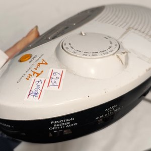 Radio Reloj Despertador Digital Eléctrico "Jack Pot" - Funciona - imagen 4
