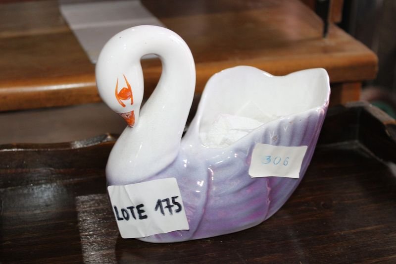 Item 856109 - Image 0